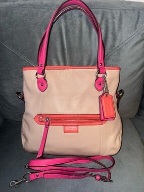 Coach Daisy Spectator Mia Bag with Detachable Strap